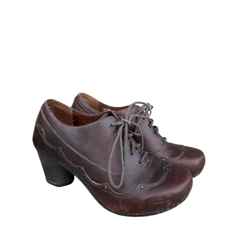 Dansko brown leather - lace, up
